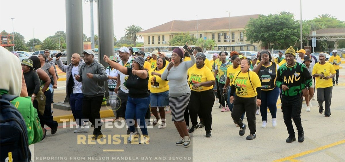 ANC members, supporters and ANC Youth League structures gathered at Chief Dawid Stuurman International Airport