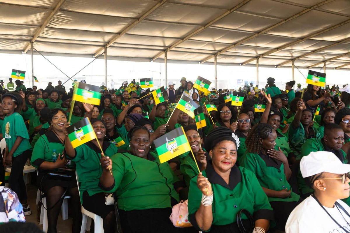 Enthusiastic members of the ANC Women’s League in the crowd at the Masakhe manifesto launch