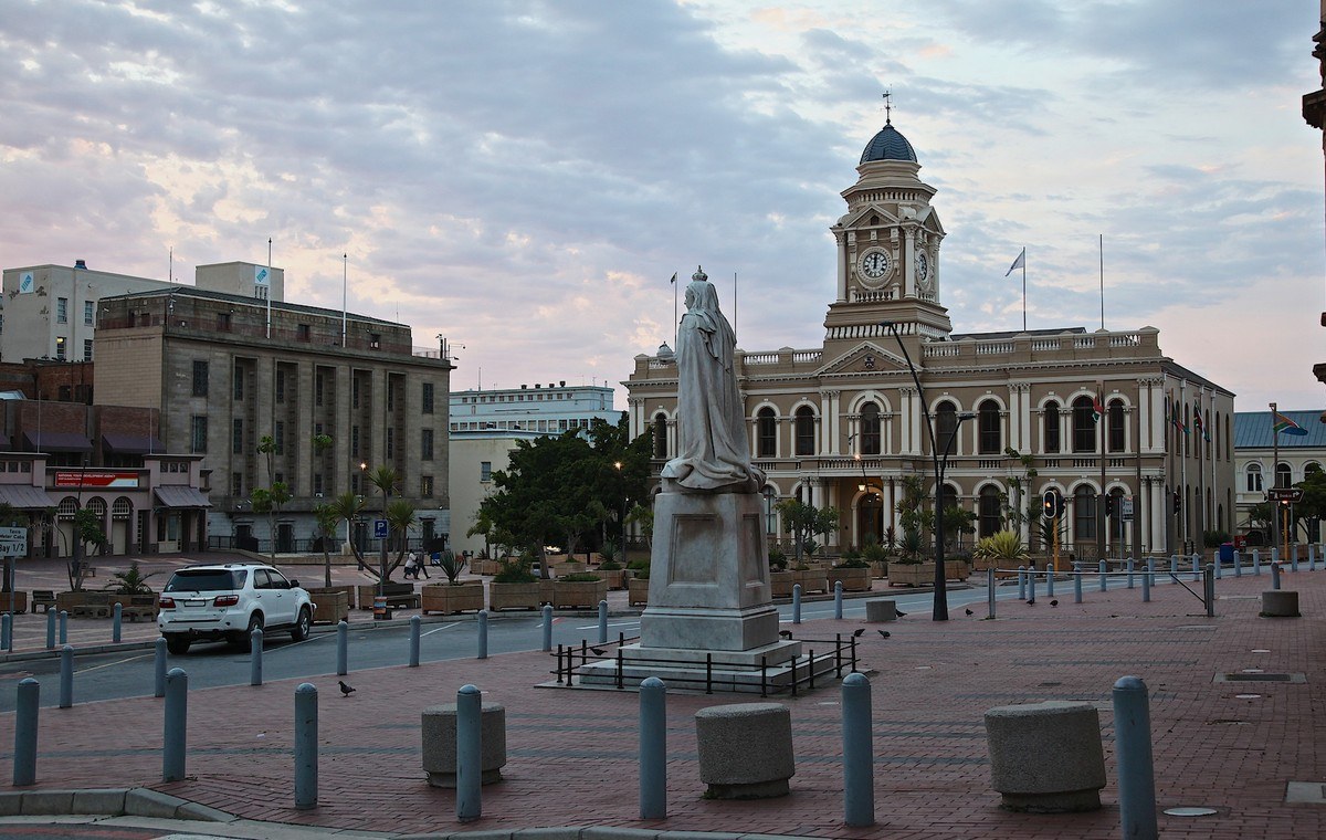 Nelson Mandela Bay City Hall on Market Square, Gqeberha